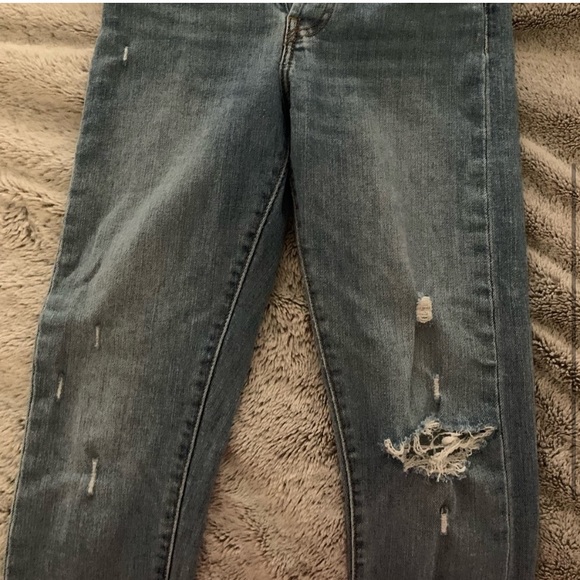 Levi’s 721 Skinny Jean - Picture 2 of 5